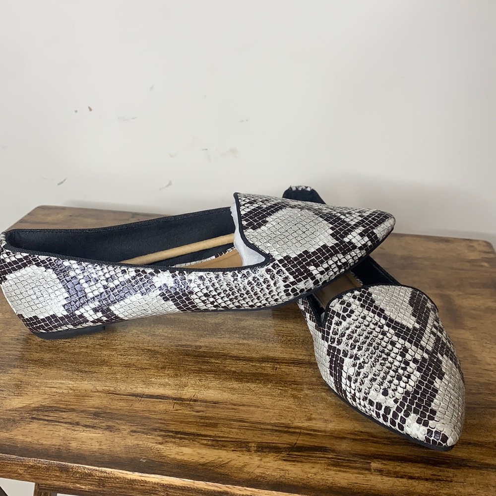 Snake skin print flats